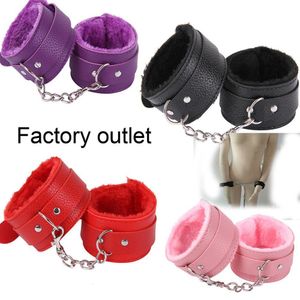 Toys adultos Pu Handcuffs de couro para o manguito de tornozelo sexual Restrições de escravidão BDSM Mulher Cosplay Erótica Casais Mulheres 230411