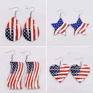 Dangle Chandelier New Independence Day Wooden Earrings Peach Heart American Flag Fivepointed Star Pendant Ear Rings Gift Wholesale Z0411