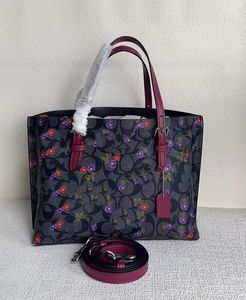 2023 Top Original C Home CM072 New Mollie Tote Handbag Hand Joundation Bag Bag Bag Halloween Wallet Bag Mobile Lage Bag Bag Bag Close