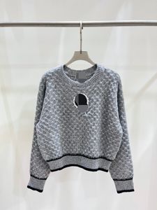 1103 2023 Autumn Brand SAme Style Sweater Gray Green Long Sleeve Sleeve Crew Neck Womens Clothes High Quality Womens mafeng