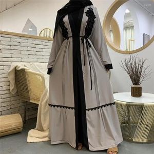 Abbigliamento etnico 2023 Semplice ed elegante Turchia Nero ricamato Abaya Caftano Abiti musulmani Abito lungo dal kimono Abito Dubai Medio Oriente