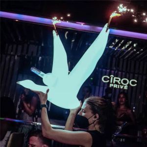 Party LED Ricaricabile Goose Vodka Bottle Presenter Champagne Green Light Glorifier Whisky Vodka Tequila Sign Display per NightClub Eventi di nozze