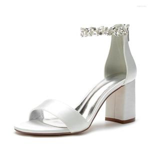 Sandaler Satin Rhinestones High Block Heel Wedding For Bride Open Toe Women Bridal Chunky Heels Formella festskor klackade sandal