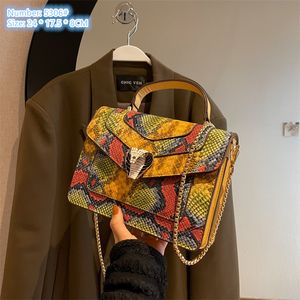 Factory wholesale ladies shoulder bags 6 colors this year's popular snake handbag street color leather mobile phone bag elegant embossed fashion backpack 5306#