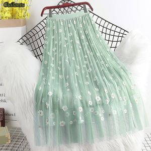 Skirts Guilantu Summer Printing Flower Tulle Long Leather Women's Fashion High Waist Vintage Mesh Pleated Length Skiing Leisure Elastic Waist 230412