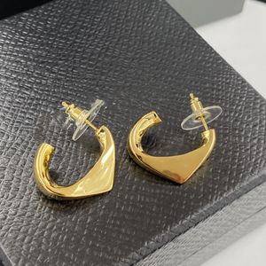 Earring de designer Brincos de amor para mulher Marca simples P Gold Gold 925 Silver Diamond Ring Lady Earrings Jewelry Ear Stud 21