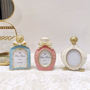 Picture Frames 2 inch metal po frame cartoon baby child retro pearl auspicious Europe home study office decoration gift MF265 230411