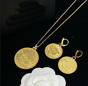Nowa moda Banshee naszyjnik bransoletka moneta Medusa portret wisiorki stadniny zestawy kolczyków mosiądz panie projektant biżuterii prezenty MS19--901