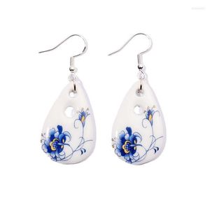 Dangle Earrings Ethnic Blue and White Porcelain Hollow Hoop Peach Blossom Round Butterflyスティックペンダントレディースジュエリーギフト