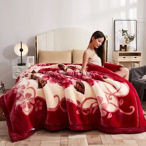 Coperte Stile Inverno Addensare Raschel Peluche Coperta ponderata Letto matrimoniale singolo Caldo pesante soffice e soffice coperta stampata con fiori morbidi 231110