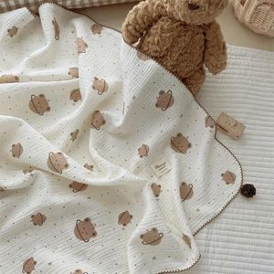 Cobertores estilo coreano 2 camadas musselina algodão bebê cobertor com onda guarnição primavera urso fresco planeta padrão swaddle envoltório