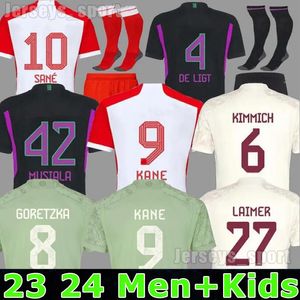 23 24 Bayern 축구 유니폼 Sane Kimmich Munich Muller Davies Coman 2023 2024 홈 풋볼 셔츠 Goretzka Gnabry Mane #17 Jersey Musiala 남자 아이 키트 세트 유니폼