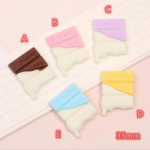 Takılar 10pcs Reçine Güzel Büyük Çikolata Flatback Cabochon Simüle Milk Gıda Scrapbook Kawaii DIY Sızdırmalar Aksesuarları