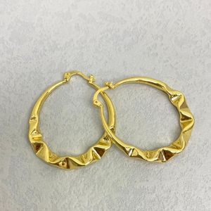 Brincos de argola 2023 Luxo 18K Gold Bated Aço inoxidável Twisted Big Ear Ring Ring Declaração irregular geométrica para mulheres