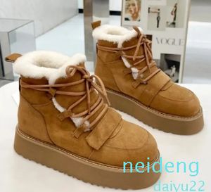 منصة الشتاء الأسترالية Super Minidesigner Women Snowy Low Rubber Shicened Sways Sole Inner Fur ملفوفة بأحجام تصميم دافئة ومريحة