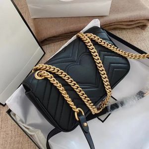 Lüks Tasarımcı Kadın Çanta Klasik Marmont Deri Deri Çantalar Crossbody Bag Moda Metalik Etiketi Kadın Dupe Tasarımcı Mini Lüks Çantalar Kutu