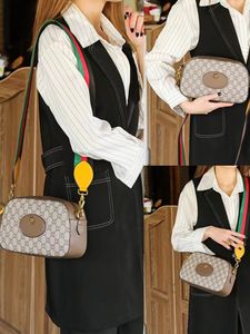 Bolsa de câmera redonda bolsa lateral luxurys designer saco estilingue saco de sela couro para mulher bolsa de ombro homem