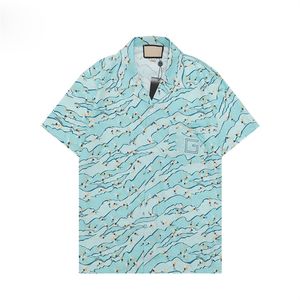 Män designer skjortor sommar shoort hylsa casual skjortor mode lösa polos strandstil andningsbara tshirts tees klädkq75