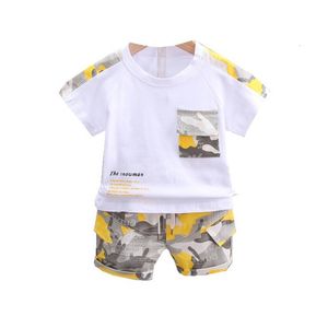 Giyim Setleri Çocuk Giysileri Moda Yaz Bebek Bebek Erkekler Spor Tshirt Şortları 2pcssets Toddler Pamuk Kostüm Çocuk Trailsuits 230412