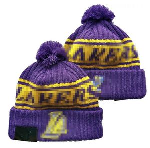 Lakers Beanies Los Angeles Beanie Cap Wool Warm Sport Knit Hat Basketball Nordamerikansk lag randig sideline USA College manschetterade pom hattar män kvinnor A5