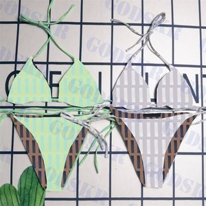 Hellgrüner Bikini-Badeanzug mit Buchstaben-Aufdruck für Damen, hellgraue Bademode, Strandurlaub-Bikinis, zwei Farben