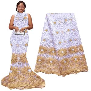 Tecido e costura de renda africana 5 jardas bordados nigerianos de alta qualidade Gold Gold White French Net para vestido de noiva 230412