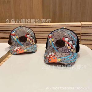 Designer Cucci Hat Cucci Cap Summer Net Hat Sun Protection Sun Shading Men's and Women's Baseball Cap Duck Letter Printing Graffiti Korean version av Duck Tongue Cap