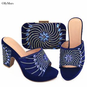 Scarpe eleganti Ultimo design italiano Scarpe e borsa di colore blu Set Scarpe con tacchi alti africani e borsa per la festa 231110