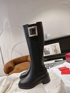 Famous Women Long Boots Fashion Rangers Tall Barrel Boot Italy Classic Crystal Buckle Accessory Platform Patent Leather Designer Wedding Party Longs Bootie EU 35-41