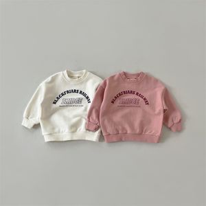 Tシャツ秋の子供用レタープリンティングスポーツトップチルドレンズガールズルース長袖Tシャツ男の子の赤ちゃんコットンカジュアルTシャツ子供Tシャツ230412