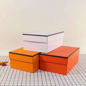 Boots 2023 Flap Top And Bottom Cover Kraft Paper Shoebox Package Sports Shoes Packing Box Storage Folding Customization