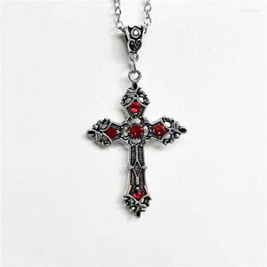 Collane con ciondolo Collana con croce cristiana gotica grande barocca Micro intarsiato di cristallo rosso con amuleto di preghiera