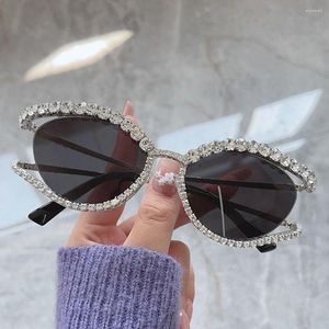 Okulary przeciwsłoneczne vintage seksowne okulary moda y2k błyszczące imprezy okulary przeciwsłoneczne luksusowe odcienie dhinestone żeńskie