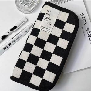 Large Capacity Pencil Case Simple Checkerboard Lattice Bag Stationery Student Canvas Multifuncional Lapices