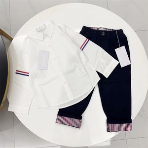 2023 Baby Children's Clothing Designer Boy Plaid Shirt Suit Girl Plaid kjol Fashion Suit Children's Spring and Summer Long-ärmdräkt 100-150 cm M19