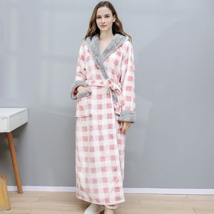 Autumn/Winter Nightdress Printed Plaid Hooded Flanell Nightgown Thicked Contrast Couples Nightrown Men's Morning Clown