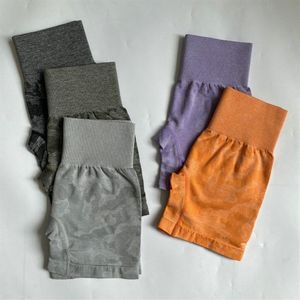 Nuovi 10 colori mimetici pantaloncini da yoga fitness a vita alta mimetici pantaloncini da palestra fitness senza cuciture scrunch butt donne che corrono pantaloncini sportivi C249r