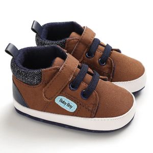 Första vandrare födda babyskor Brown tema Multicolor Boys and Girls Shoes Casual Sneakers Soft Sole Non-Slip Toddler Shoes First Walkers 231110