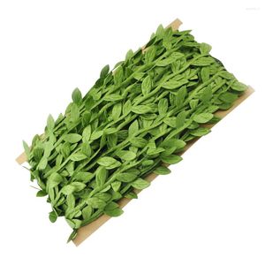 Dekorativa blommor 40m konstgjorda gröna blad tyg pil falska rotting wicker kvist garland tillbehör (grönt)