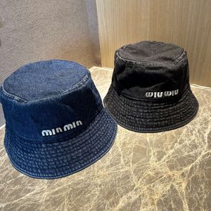 Cappellini Miu Family Miao Family's Same Denim Wash Blu Nero Ricamo da donna Lettera Logo Cappello da pescatore Visiera parasole