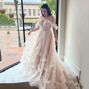 Vestidos de casamento românticos com apliques de flores 3D, ombros de fora, pregas, linha, vestido de noiva, plus size, country, robe de mariee