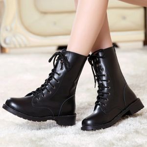 Dress Shoes Women's Platform Boots Pointed Toe Shoes Single Shoes Thick Soled Motorcycle Boots Anti-slip Lace-Up Patent Leather Booties 231113