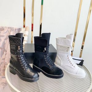 2023 Designer Luxus Reine Farbe Martin Stiefeletten Damen Echtes Leder Gedrucktes Muster Outdoor Party Atmungsaktive Ritterstiefel Dame Sexy Mode Mid-Heel Schuhe