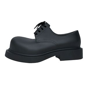 Scarpe derby da uomo con alluce, suola spessa, design da uomo, scarpe rialzate da uomo di grandi dimensioni