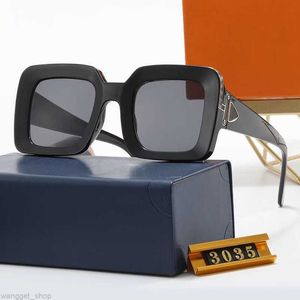 Designer-Sonnenbrillen Männer Modemarke 3035 uv400 Full Frame Mixed Color Designer Square Eyewear Retro Classic High Quality Woman Glass Glass