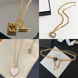 Mens Pendant Designer Necklace Jewelry Luxury Necklaces Fashion Womens Crystal Pearl Trendy Personality Clavicle Chain Wedding Gift