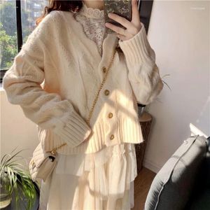 Women's Two Piece Pants Autumn Winter Western Style Age-reducing Sweater Coat Knitted Cardigan Super Fairy Temperament Lace Shirt Female