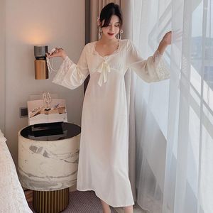 Women's Sleepwear Satin Romantic Nightgown Women Elegant Sexy Nightwear Lace Peignoir Long Robe Victorian Vintage Night Dress Ice Silk