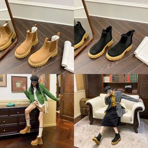 المصمم الحذاء الأسترالي الكلاسيكي واضح UG OG Sheepskin Fur Boots متكامل Snow Boots عرضة Martin Boots Womens Winter Snow Fur Furry Satin Boot Boot Booties