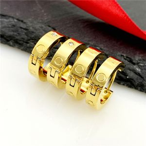 Diamond Gold Stud for woman designer biżuteria Tytanium stalowe kolczyki miłosne wykwintne proste modne kolczyki polerowane obręcze